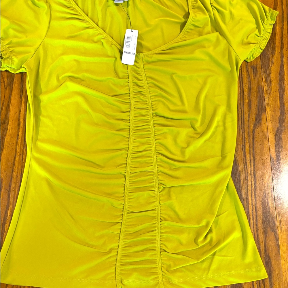 Worthington Ladies Medium Top NWT